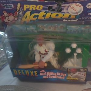 NWT PRO Action Baseball Mark McGuire Collectible